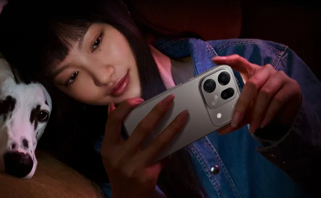  200MP के दो कैमरे के साथ आया Oppo का नया फोन, 7,025mAh की है बैटरी; जानें कीमत