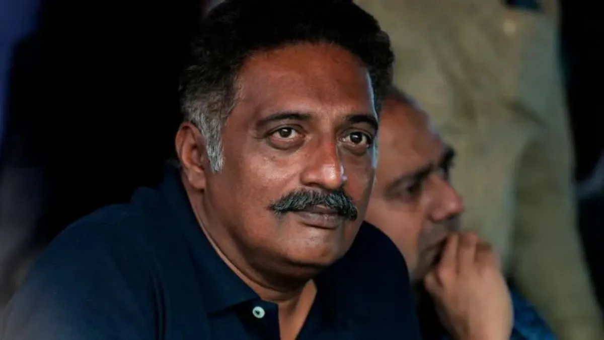 हिंदुओं की धार्मिक भावनाओं को ठेस पहुंचाने के आरोप में प्रकाश राज के खिलाफ शिकायत दर्ज