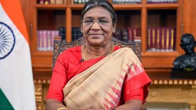 राष्ट्रपति के दौरे को लेकर झारसुगुड़ा 'नो ड्रोन जोन' घोषित, 'ब्लू-बुक' नियम के तहत सुरक्षा के कड़े इंतजाम
