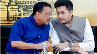 राघव चड्ढा के पार्टी छोड़ने पर आया केजरीवाल का पहला रिएक्शन। फाइल फोटो