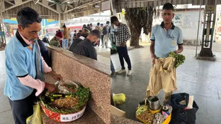 चना बेचते वेंडर। (जागरण)