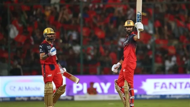 रिकॉर्डधारी कोहली और पडिक्कल ने तोड़ा 'सुदर्शन चक्र', बेंगलुरु ने एकतरफा अंदाज में गुजरात को हराया