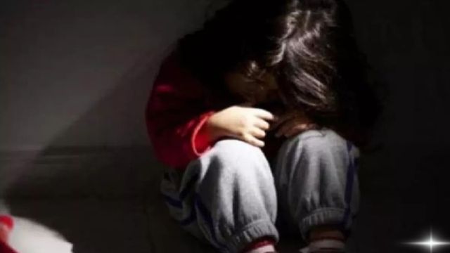 झारखंड में 8 साल की बच्ची से रेप, पड़ोस में रहने वाले 15 साल के किशोर ने की दरिंदगी, मां की शिकायत पर FIR दर्ज
