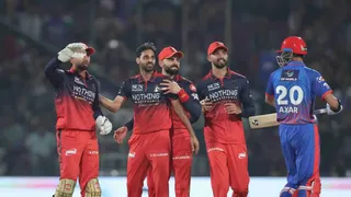 आरसीबी ने दिल्ली को घर में दी मात