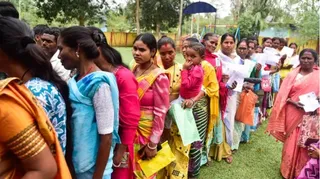 बंगाल विधानसभा चुनाव में महिला मतदाताओं पर नजर