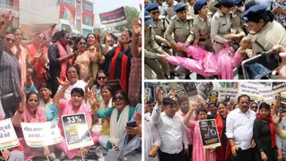 महिला आरक्षण को लेकर कांग्रेस ने देहरादून के नेहरू कालोनी से मार्च निकाला। इस दौरान रिस्पना पुल पर बैरिकेडिंग लगाकर रोकने से पुलिस से तीखी नोकझोंक भी हुई।