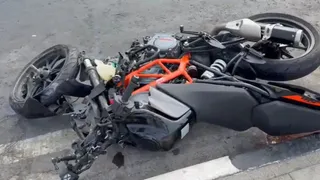 मरीन ड्राइव के बाद सोमवार की सुबह एक भीषण हादसा हो गया
