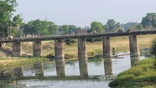 पुनपुन नदी पर पुराना पुल। फोटो जागरण