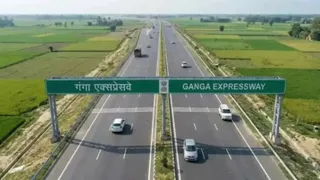 गंगा एक्सप्रेसवे के लोकार्पण के साथ ही इसके आसपास के क्षेत्र में विकास योजनाओं पर भी कार्य आरंभ हो जाएगा।
