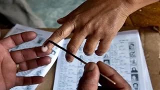 बंगाल चुनाव: पहले चरण में 182 पोलिंग बूथों पर 99 फीसदी मतदान (फोटो- पीटीआई)
