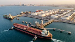को छोड़ने वाला UAE कच्चे तेल का 7वां सबसे बड़ा उत्पादक देश