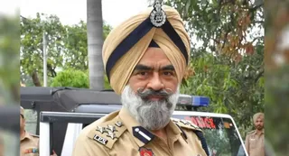 निलंबित डीआईजी भुल्लर दूसरों के खाते में काले धन को बना रहा था सफेद (फाइल फोटो)