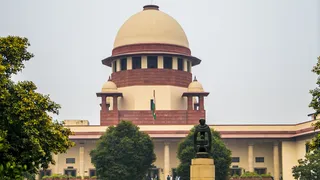आमने-सामने की टक्कर में एक पक्ष को दोषी बताकर लापरवाही तय नहीं कर सकते : सुप्रीम कोर्ट