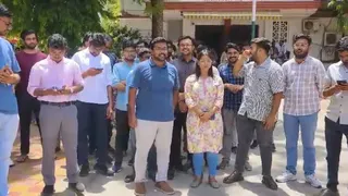 वडोदरा में डॉक्टर पर हमले के विरोध में रेजिडेंट डॉक्टरों की हड़ताल