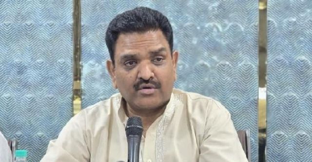 मजदूर दिवस पर UP के मंत्री असीम अरुण का एलान, आउटसोर्स कर्मी का साप्ताहिक अवकाश, काम के घंटे ओवरटाइम का भुगतान का मिलेगा लाभ
