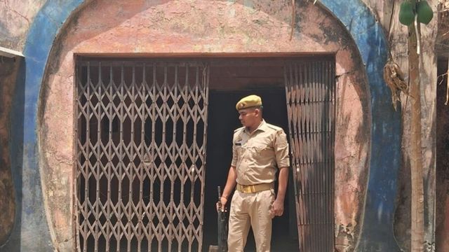 5 साल से 24 घंटे पहरा और हर महीने 3 लाख का खर्च... आखिर किसकी सुरक्षा में लगी है पुलिस? सच जानकर हो जाएंगे हैरान
