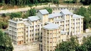 जिला शिमला का रामपुर स्थित खनेरी अस्पताल व नर्सिंग संस्थान।