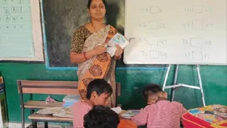 परिषदीय स्कूलों पर पटरी पर लौटा शिक्षण कार्य।