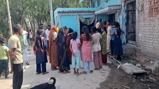 बिजली तार की चपेट में आया मासूम