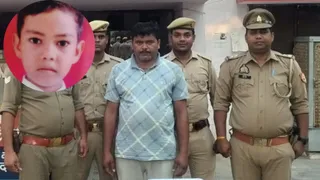 पुलिस ने गिरफ्तार किया हत्यारोपित इंसेट में मृत बालक।