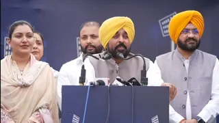 कुराली के गांव कलेवाल से 550 खेल मैदानों के उद्घाटन समाराेह में बोलते सीएम भगवंत मान।