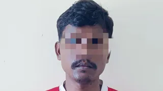 नक्सली वीगन कोड़ा। फाइल फोटो