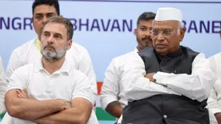 केरलम की जीत भी नहीं दूर कर पायी विपक्षी खेमे की मायूसी। (फाइल)