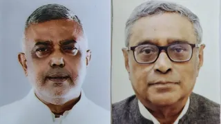 देवाशीष कुमार और सुब्रत साहा।