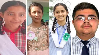 सिरमौर जिले के सरकारी स्कूल के विद्यार्थी, जिन्होंने मेरिट में स्थान बनाया है।