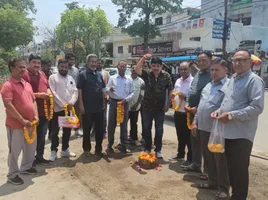 स्थानीय पार्षद हरीष कड़ाकोटी ने इसका शुभारंभ किया। जागरण