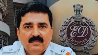 कोलकाता पुलिस के डिप्टी कमिश्नर (डीसीपी) शांतनु सिन्हा बिस्वास