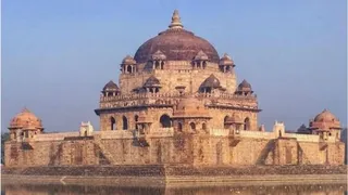 शेरशाह सूरी का मकबरा। फोटो जागरण