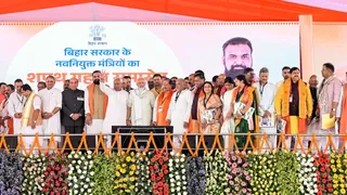 नीतीश के 10 चहेतों को फिर मिली कैबिनेट में जगह