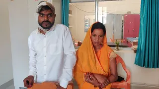 शाहपुर पटोरी थाने के हाजत में बंद दूल्हा और उसकी पहली पत्नी। फोटो: जागरण