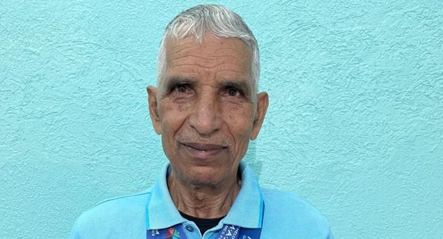 उम्र को मात दे रहे करनाल के जांबाज, 15 से 90 साल के एथलीट कर्ण स्टेडियम में बहा रहे पसीना
