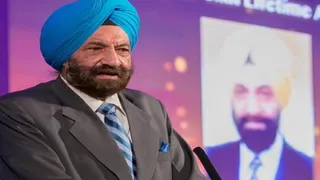 पूर्व सांसद तरलोचन सिंह।