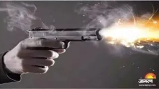 प्रयागराज के तेलियरगंज में कार सवार छात्रनेता पर फायरिंग करने वाले फरार हैं।