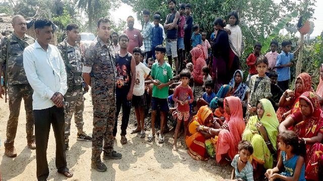 गोड्डा में नशे में धुत पति बना हैवान, गड़ासे से हमला कर पत्नी को मार डाला; खौफनाक मंजर देख सहम गए पतोहू और पोते
