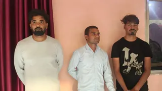 दोनों आरोपियों ने किया सरेंडर। (सोशल मीडिया)