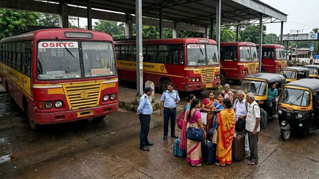 ओडिशा के राउरकेला में डीजल के ₹44 लाख बकाये के चलते सरकारी बसें ठप, 4 प्रमुख रूटों पर सेवा बंद
