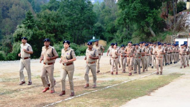 टिहरी SSP श्वेता चौबे ने जवानों के साथ दौड़कर बढ़ाया मनोबल, प्रशिक्षण का किया निरीक्षण
