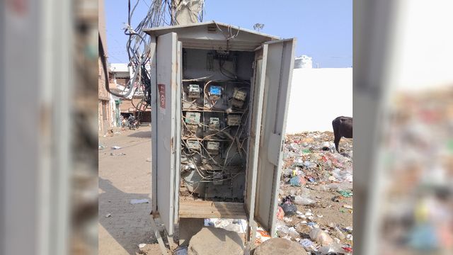 भिवानी में खुले बिजली बॉक्स से बड़ा खतरा, कभी भी हो सकता है जानलेवा हादसा
