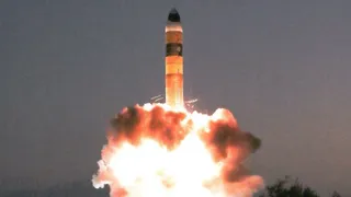 MIRV प्रणाली से लैस उन्नत अग्नि मिसाइल का हुआ परीक्षण। (सौ.- DRDO)