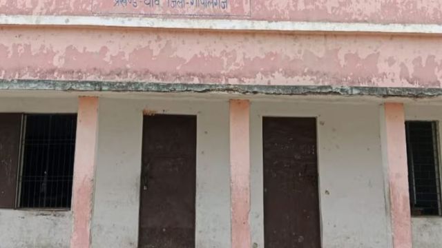 भागलपुर के सरकारी स्कूलों में सफाई का सख्त निरीक्षण, लापरवाह एजेंसियों पर कटौती और कार्रवाई, कागज पर हुआ है खेल