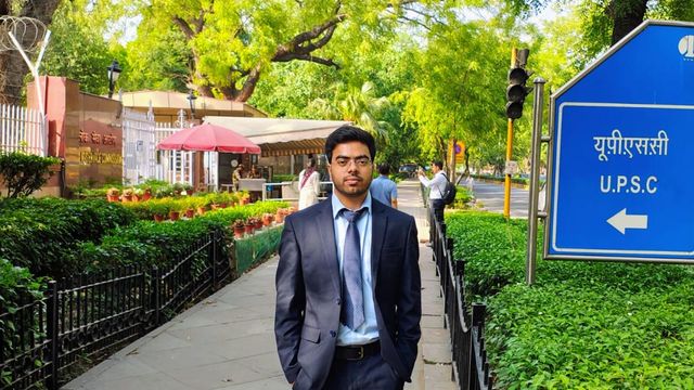 बहन अधिकारी, भाई आईआईटियन; गया न‍िवासी श‍िक्षक के बेटे ने UPSC में हासिल की 66वीं रैंक