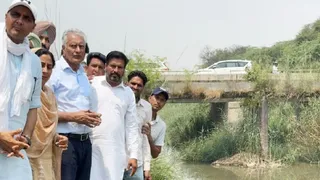 पत्रकारों से बातचीत करते हुए भाजपा प्रदेशाध्यक्ष सुनील जाखड़।