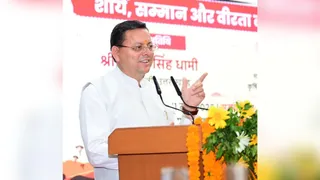 दून सैनिक इंस्टीट्यूट, गढ़ी कैंट में आपरेशन सिंदूर-शौर्य, सम्मान और वीरता का एक वर्ष पूर्ण होने के अवसर पर आयोजित कार्यक्रम को संबोधित करने मुख्यमंत्री पुष्कर सिंह धामी। जागरण