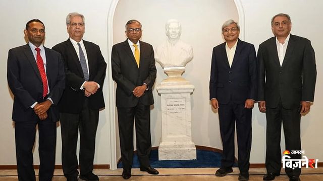 नोएल टाटा का बड़ा एक्शन! वेणु श्रीनिवासन और विजय सिंह की इस ट्रस्ट से कर दी छुट्टी; क्यों लिया ये फैसला?
