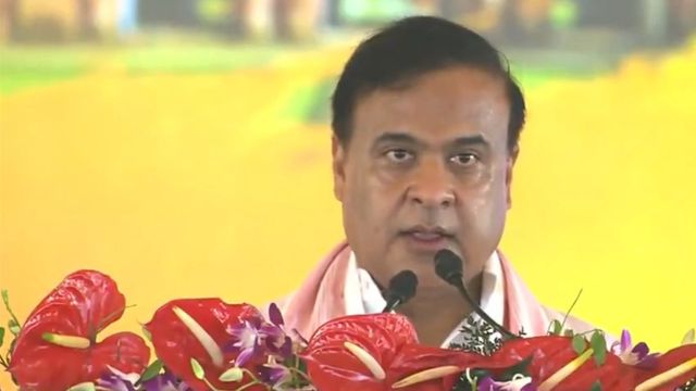 Himanta Biswa Sarma Oath Live: लगातार दूसरी बार असम के सीएम बने हिमंत बिस्वा सरमा, चार विधायक भी बने मंत्री