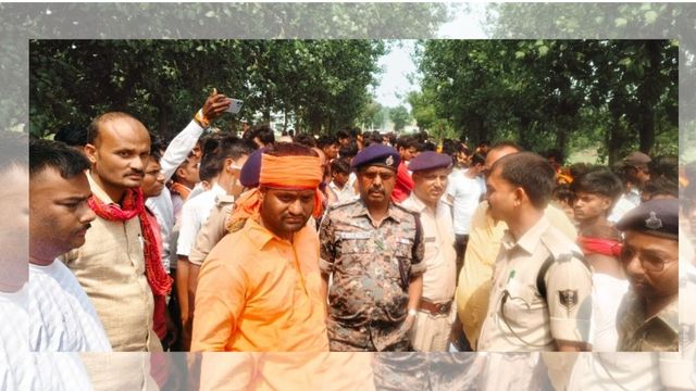 पूर्वी चंपारण के अरेराज में बाइक की टक्कर से युवक की मौत, आक्रोशितों ने किया सड़क जाम
